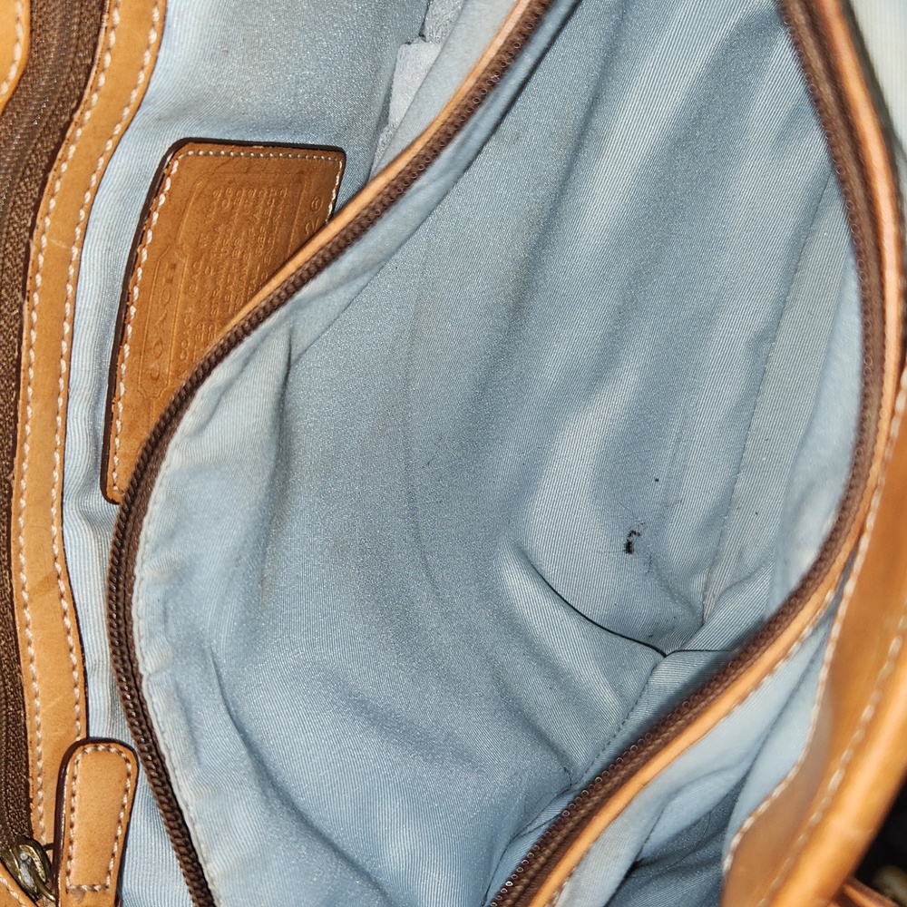 Vintage Coach Shoulder Bag - Picture 8 of 11